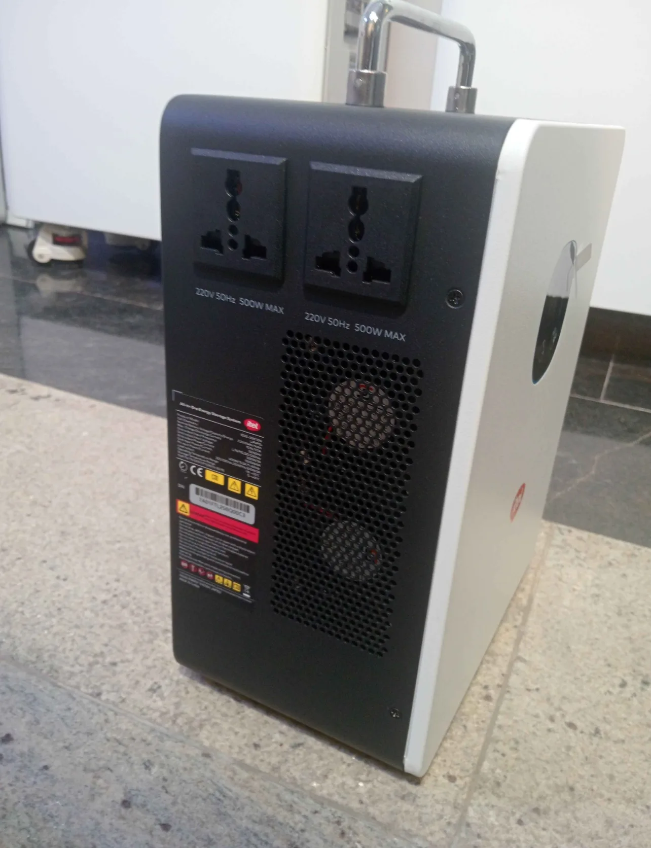 Does Itel Power Tank Comes With Panel